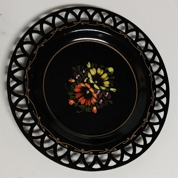 Russian Folk Art Metal Wall Plate Folk Art - Picture 8 of 10